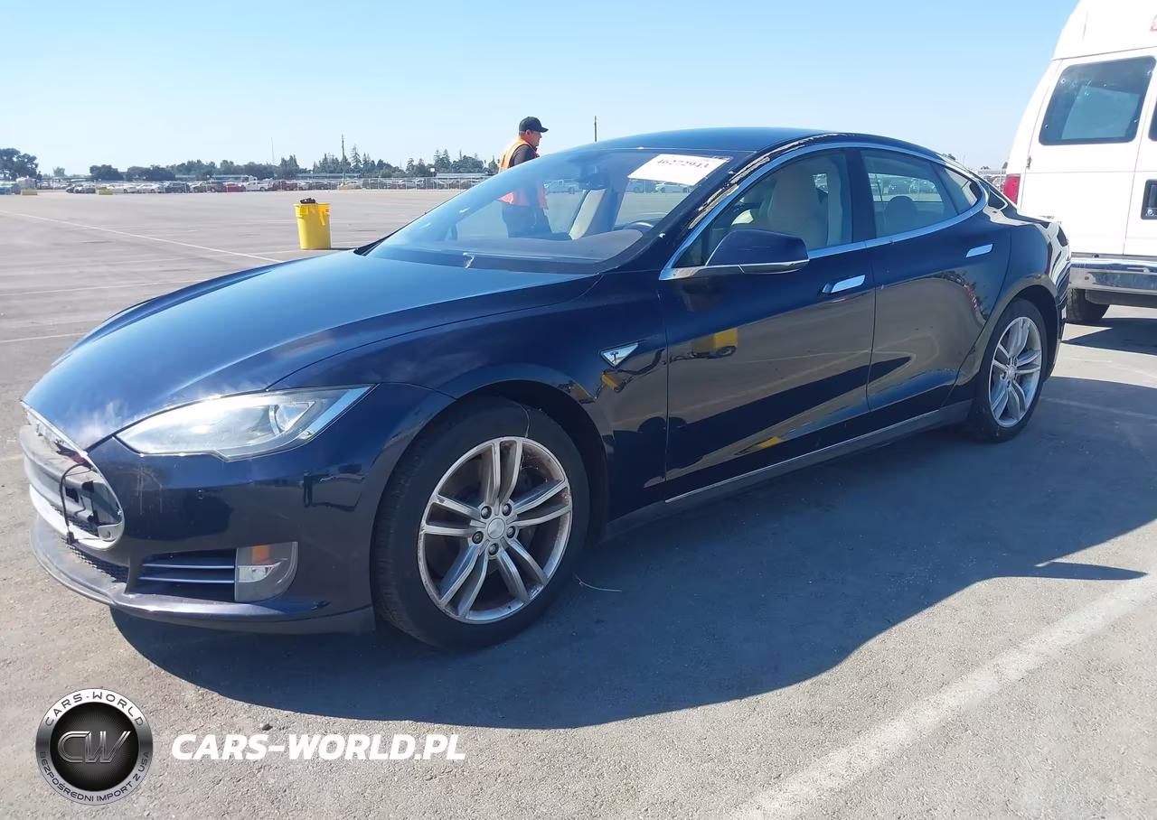 2013 Tesla Model S VIN:5YJSA1CN8DFP23265 - 2