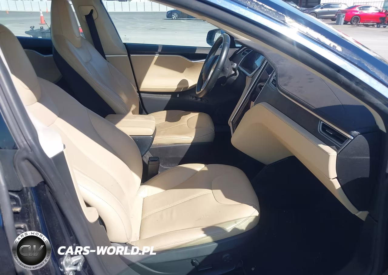 2013 Tesla Model S VIN:5YJSA1CN8DFP23265 - 5