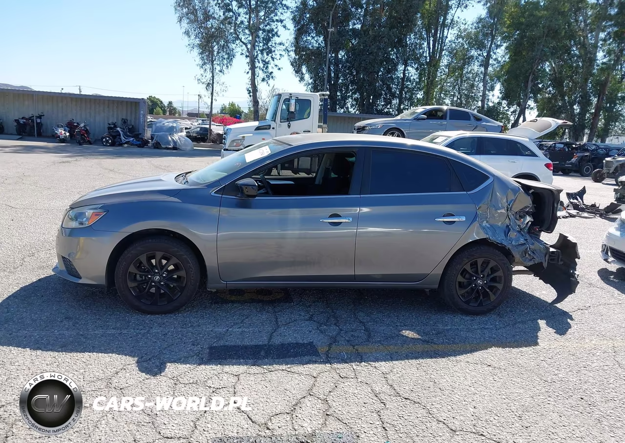 2018 Nissan Sentra S VIN:3N1AB7AP3JY285760 - 16