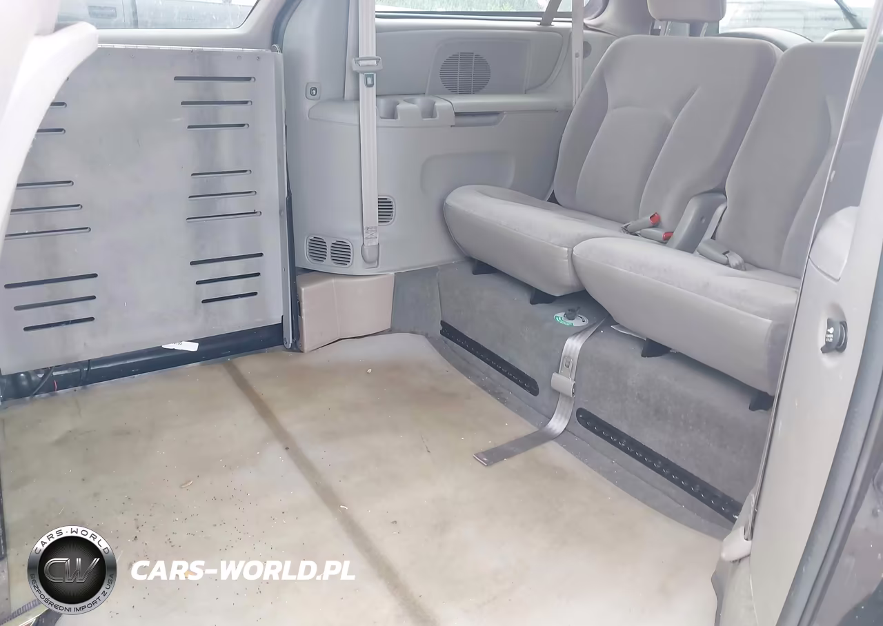 2003 Dodge Grand Caravan Es VIN:2D4GP54L63R318195 - 8