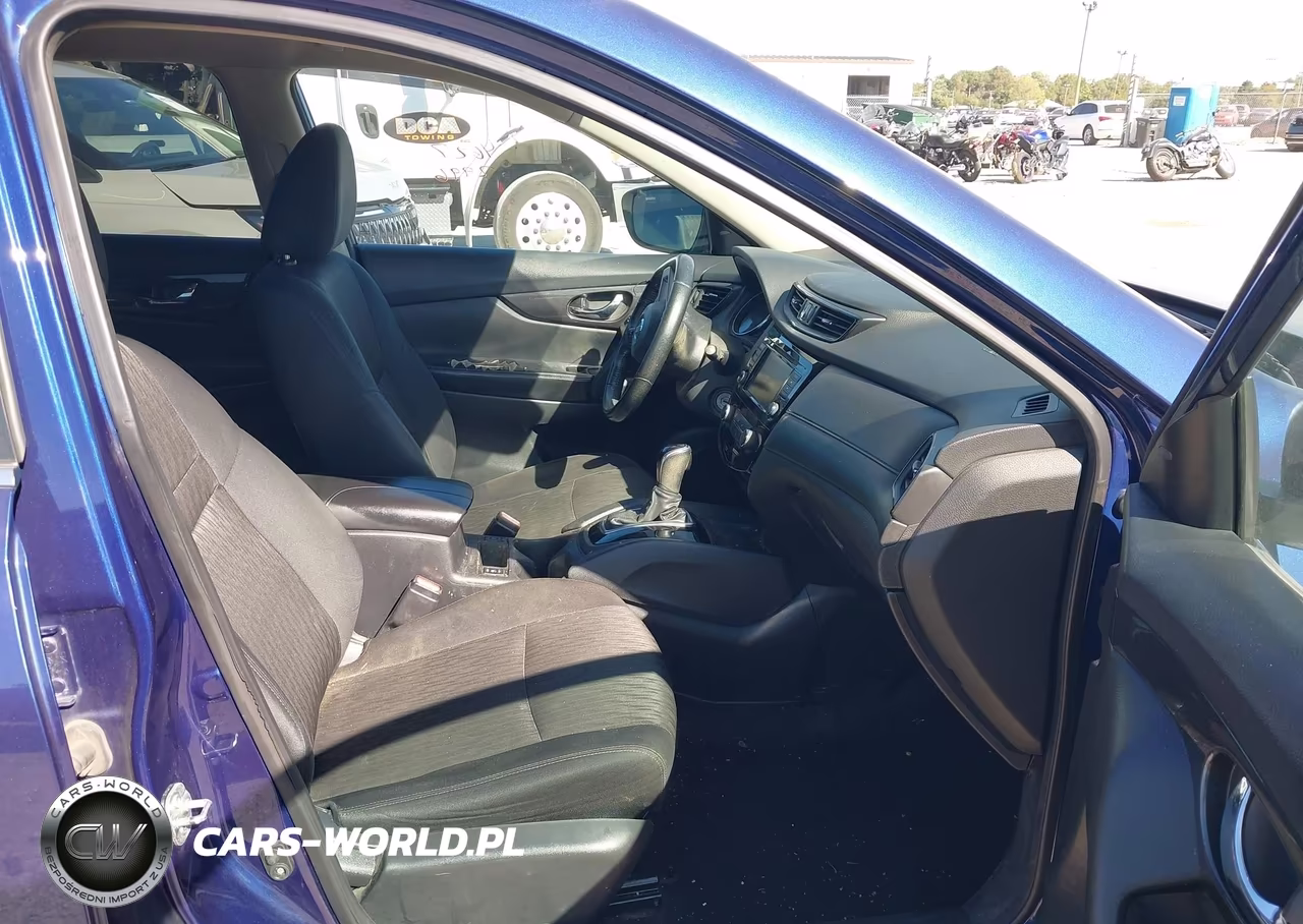 2019 Nissan Rogue S VIN:5N1AT2MV4KC845539 - 5
