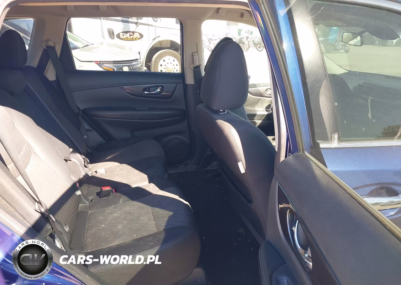 2019 Nissan Rogue S VIN:5N1AT2MV4KC845539 - 8