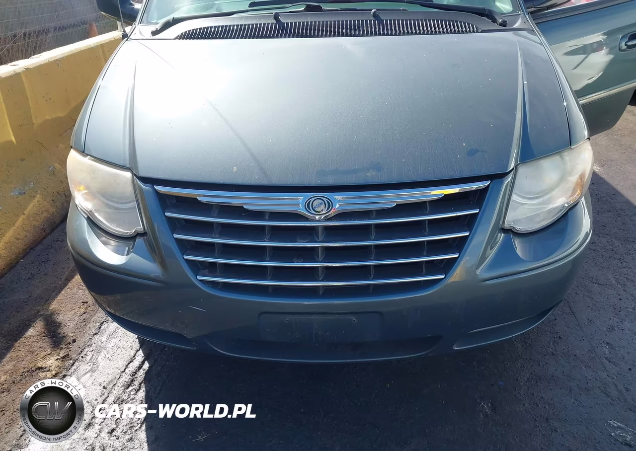 2007 Chrysler Town & Country Touring VIN:2A4GP54L27R207124 - 6