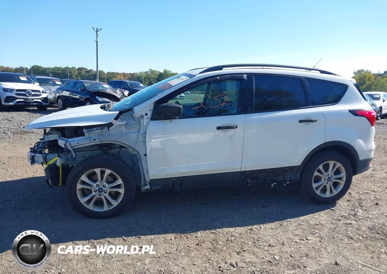2019 Ford Escape S VIN:1FMCU0F71KUA47812 - 14