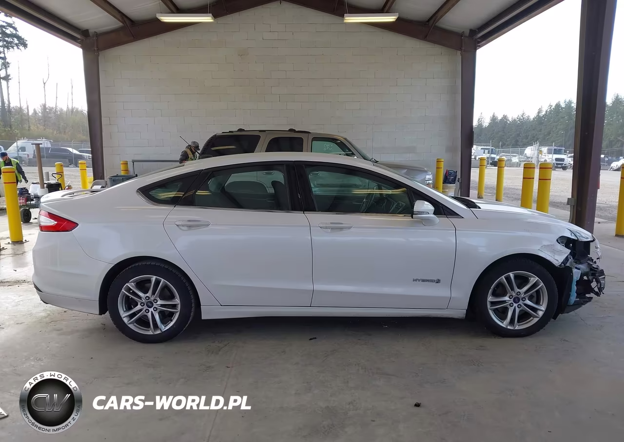 2016 Ford Fusion Hybrid Se VIN:3FA6P0LU4GR316070 - 14