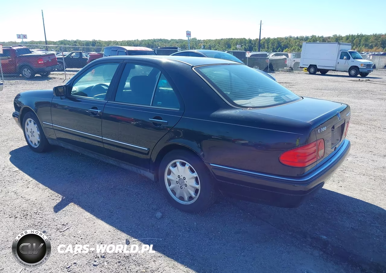 1998 Mercedes-Benz E 300 Diesel VIN:WDBJF25F7WA533346 - 3