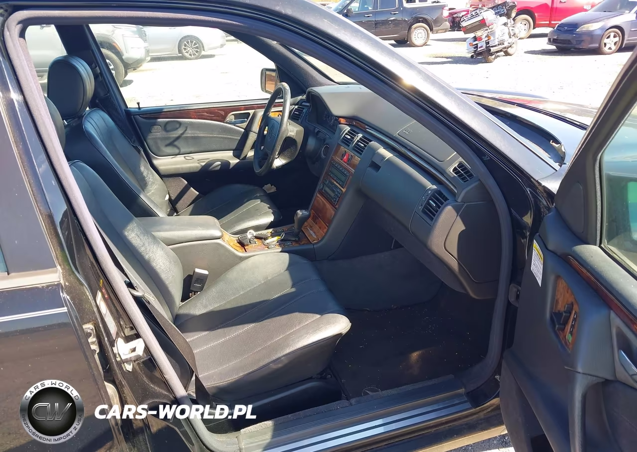1998 Mercedes-Benz E 300 Diesel VIN:WDBJF25F7WA533346 - 5