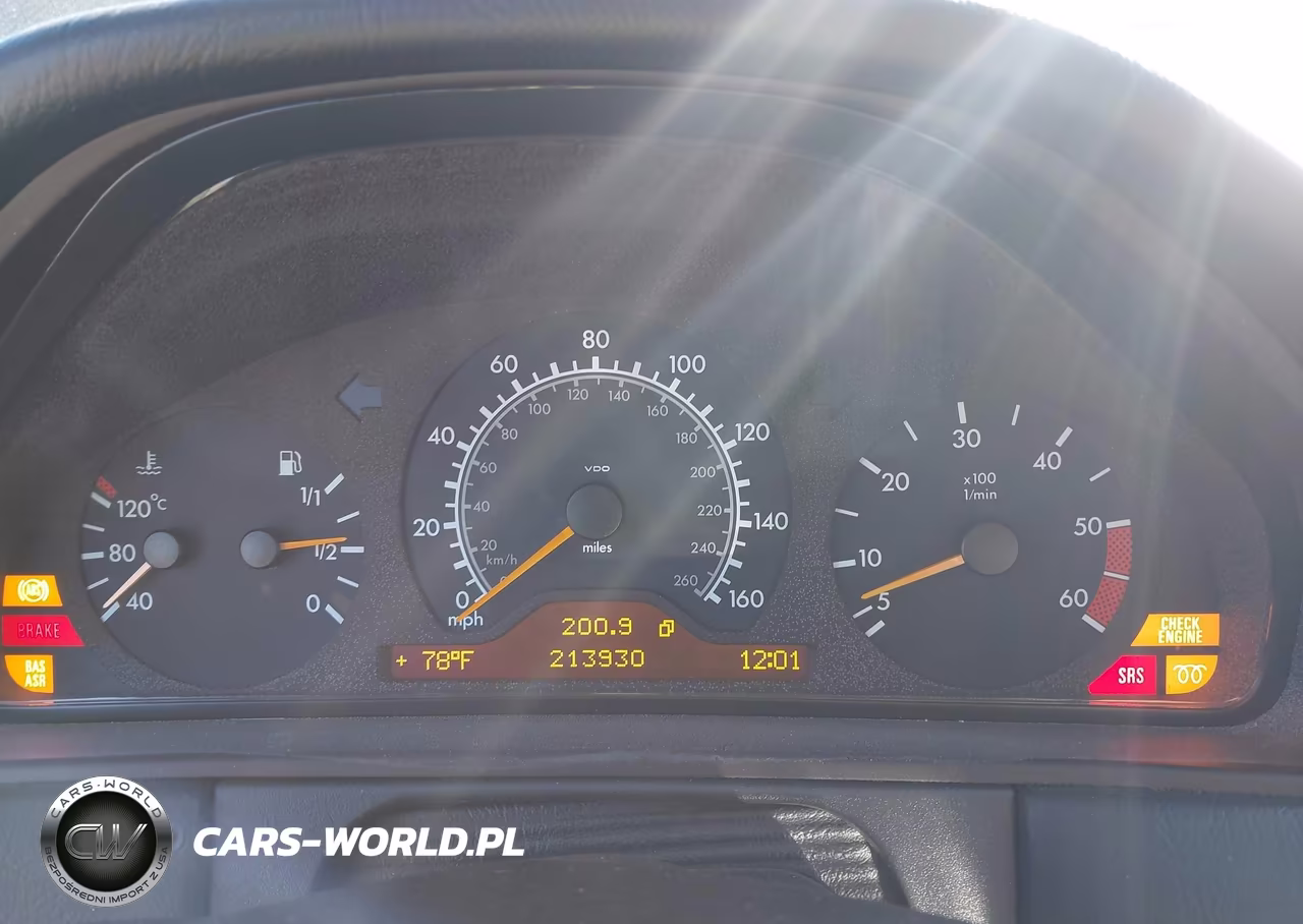 1998 Mercedes-Benz E 300 Diesel VIN:WDBJF25F7WA533346 - 7