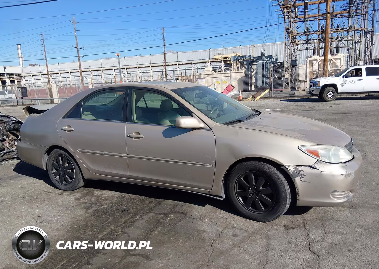 2002 Toyota Camry Xle V6 VIN:4T1BF30K82U003987 - 13