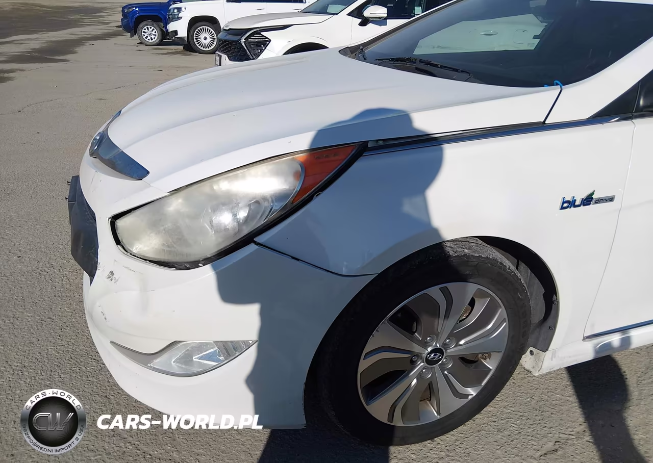 2013 Hyundai Sonata Hybrid Limited VIN:KMHEC4A41DA070690 - 13