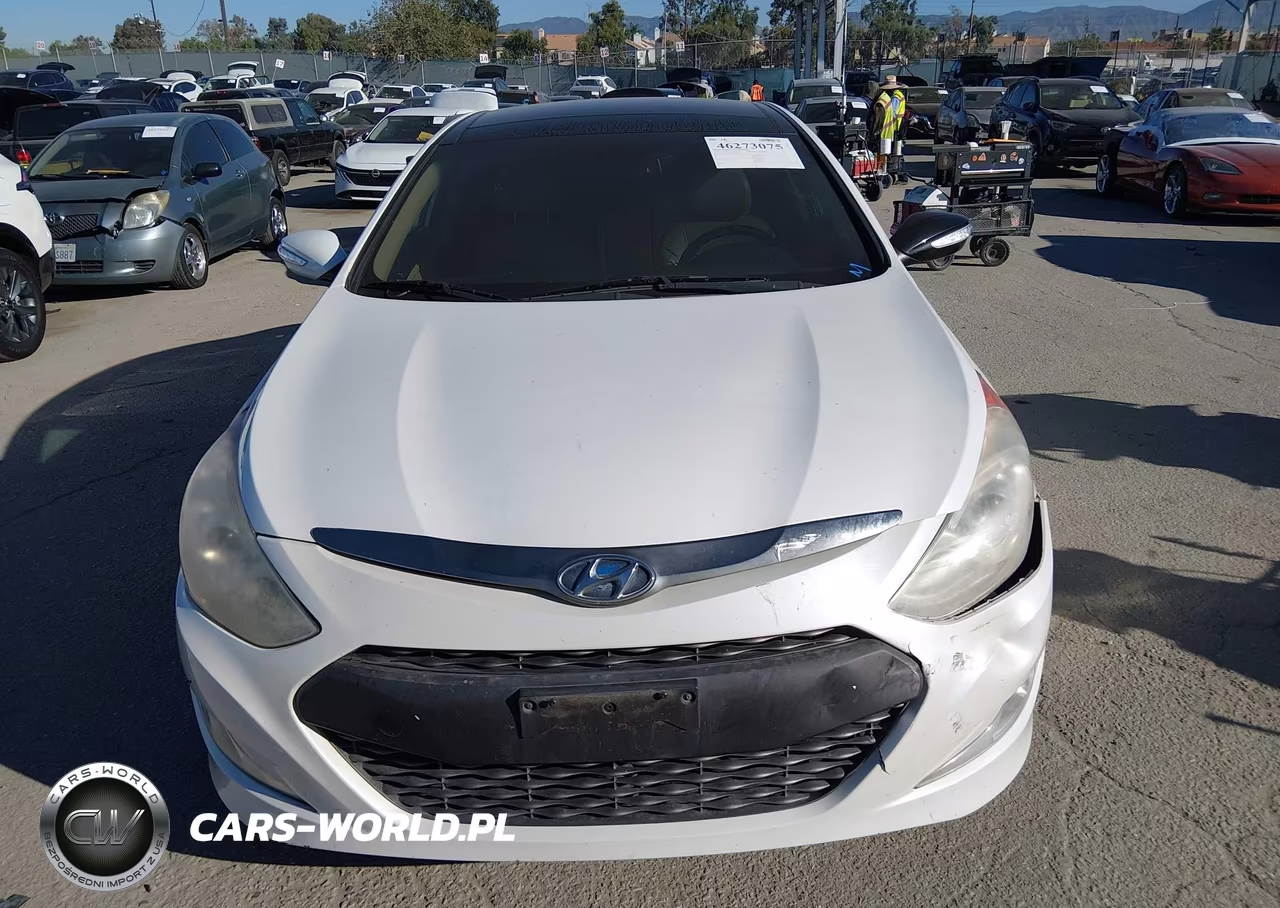 2013 Hyundai Sonata Hybrid Limited VIN:KMHEC4A41DA070690 - 14