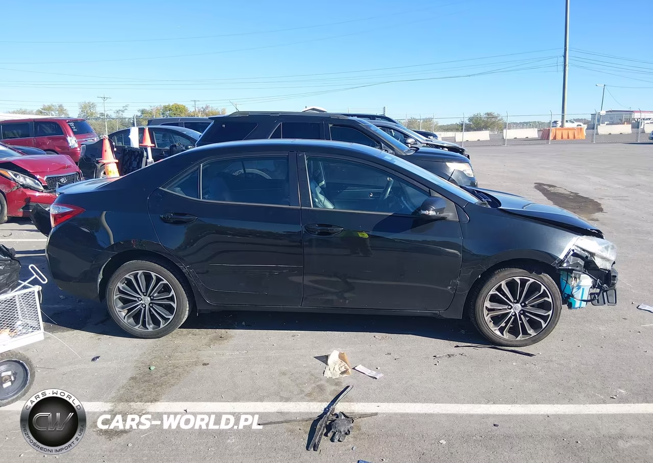 2015 Toyota Corolla S Plus VIN:2T1BURHE3FC231121 - 13