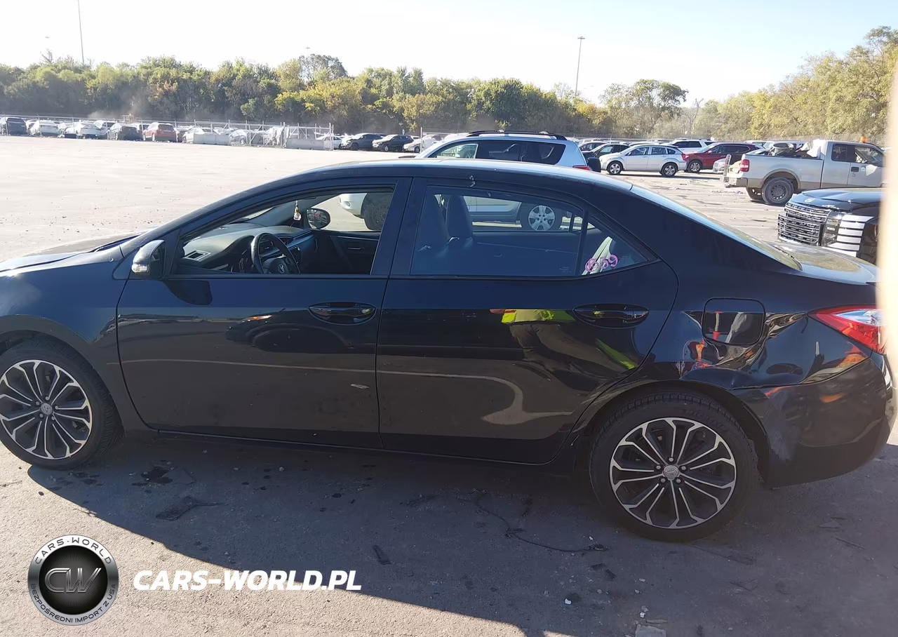 2015 Toyota Corolla S Plus VIN:2T1BURHE3FC231121 - 14