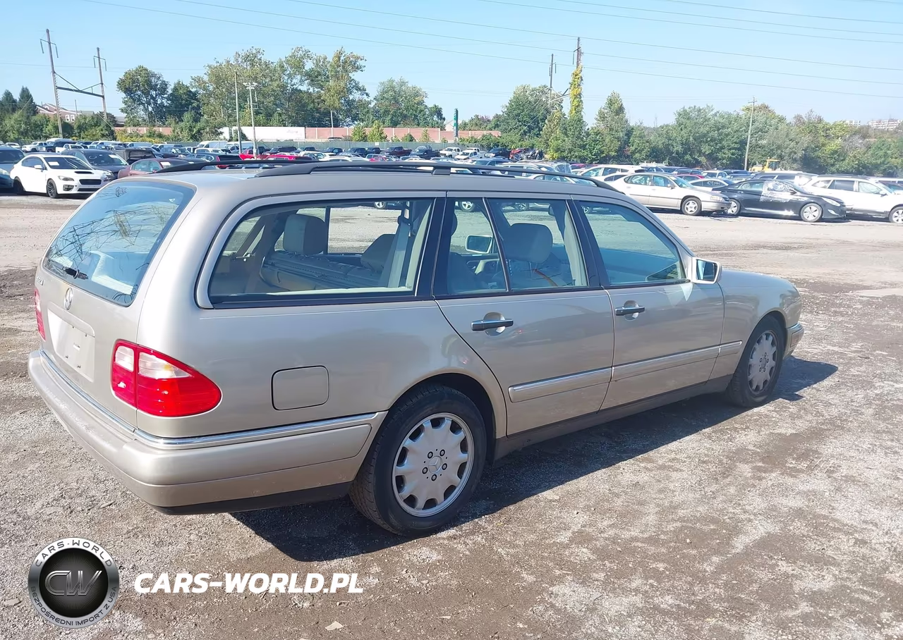 1999 Mercedes-Benz E 320 VIN:WDBJH65F5XA904569 - 4