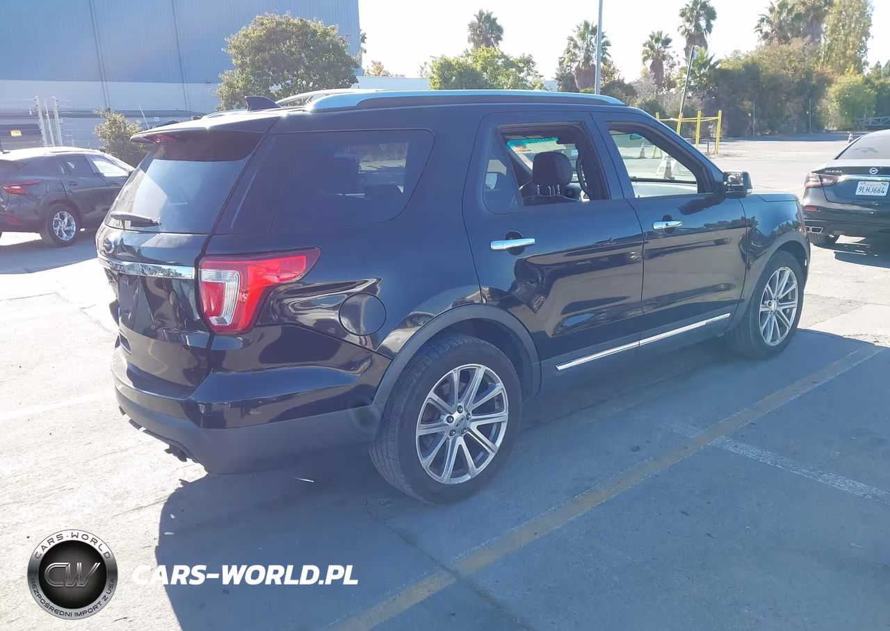 2016 Ford Explorer Limited VIN:1FM5K7F81GGA98474 - 4