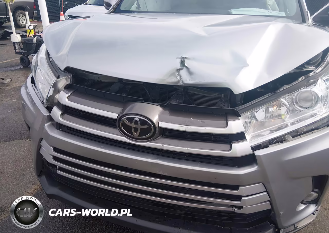 2018 Toyota Highlander Xle VIN:5TDKZRFH8JS545555 - 6