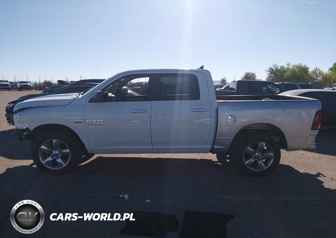 2018 Ram 1500 Big Horn 4X4 5'7 Box VIN:1C6RR7LTXJS109929 - 15