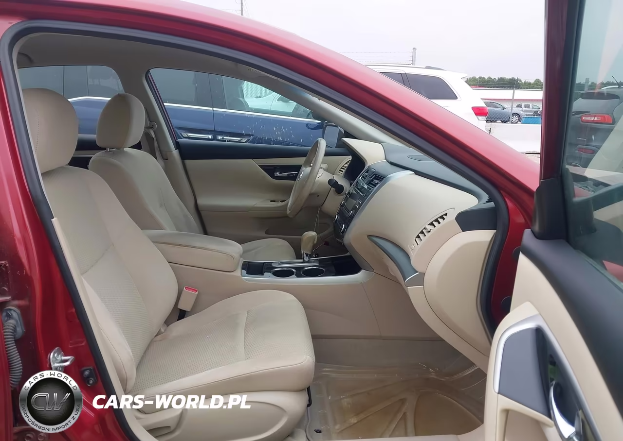 2014 Nissan Altima 2.5 S VIN:1N4AL3AP7EC177102 - 5