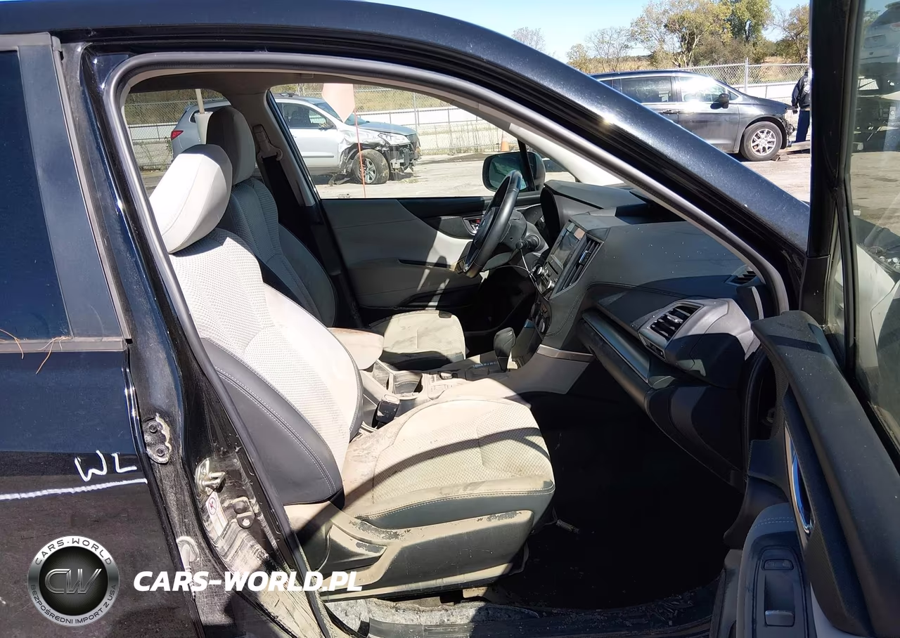 2019 Subaru Forester Premium VIN:JF2SKAEC5KH561022 - 5