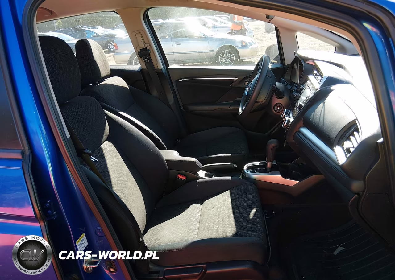 2015 Honda Fit Lx VIN:3HGGK5H58FM756219 - 5