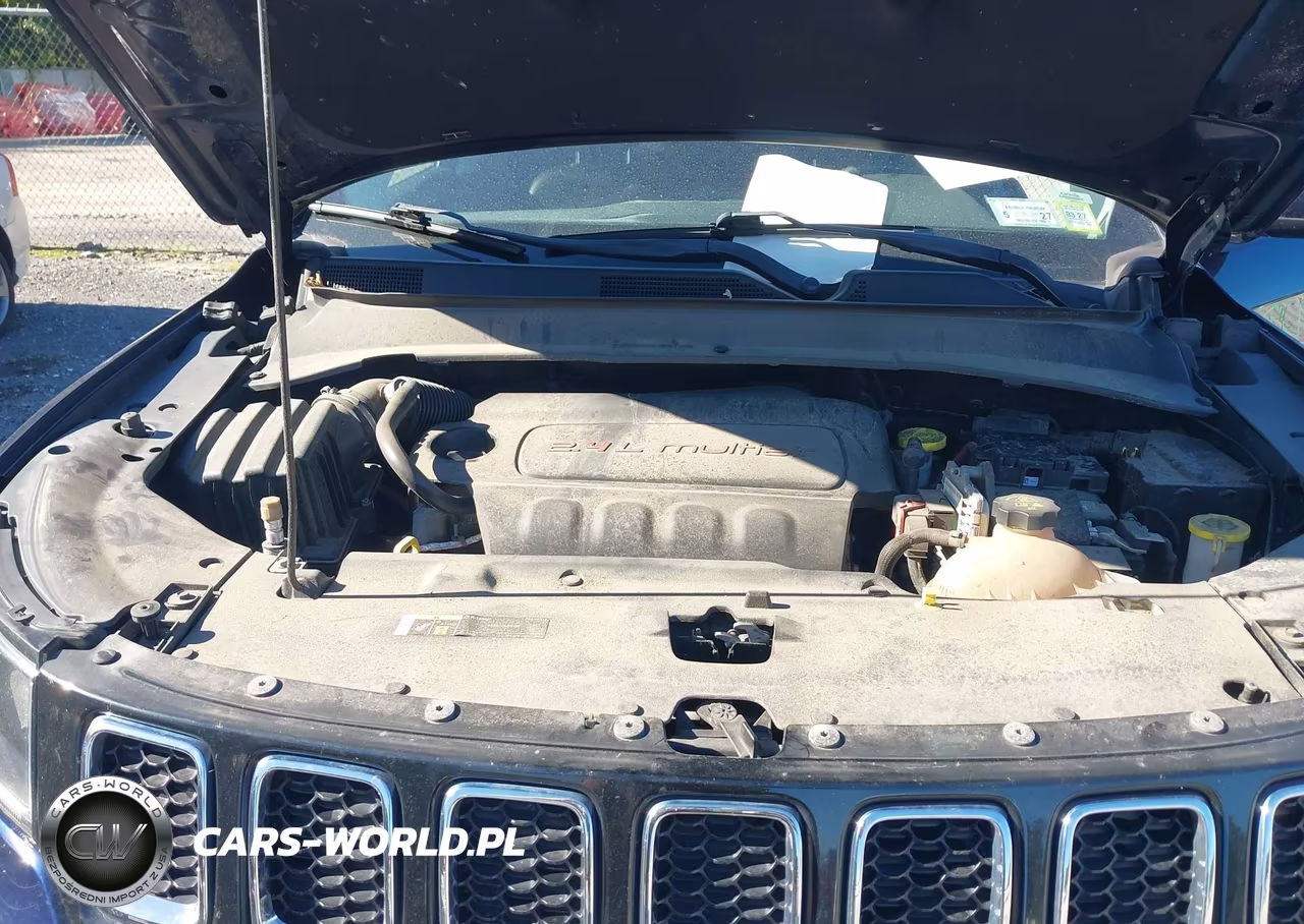 2018 Jeep Compass Latitude 4X4 VIN:3C4NJDBB6JT153169 - 10