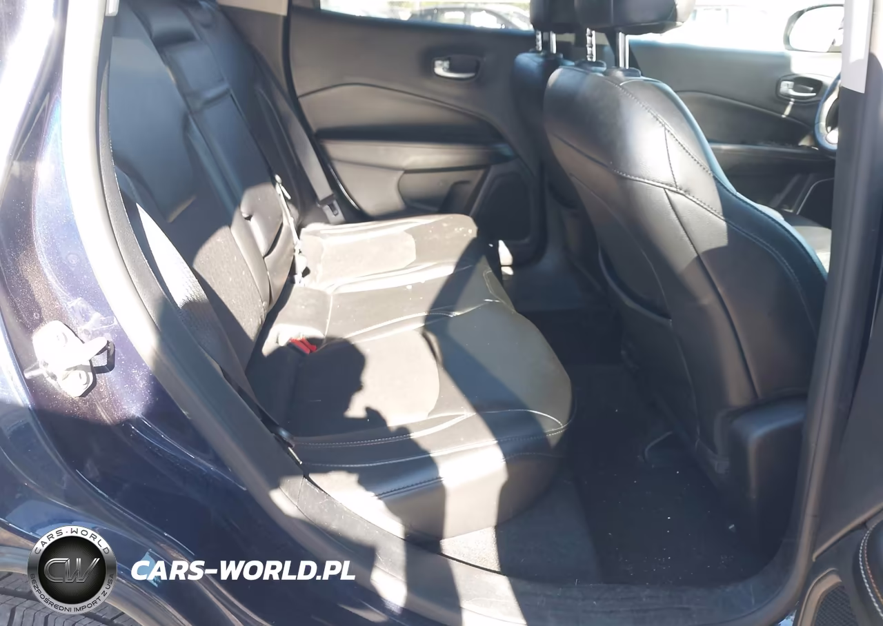 2018 Jeep Compass Latitude 4X4 VIN:3C4NJDBB6JT153169 - 8
