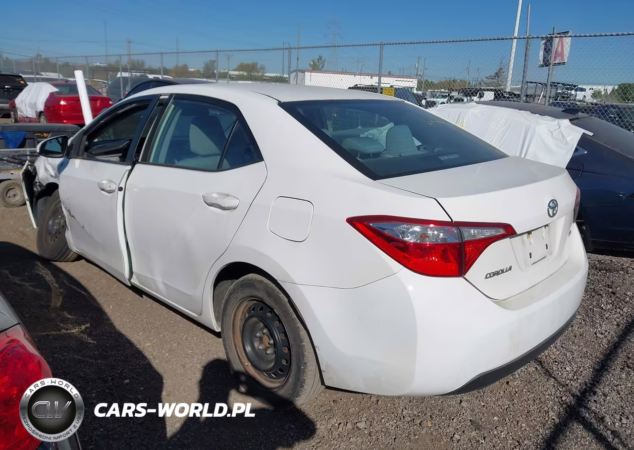 2016 Toyota Corolla Le VIN:2T1BURHE6GC615492 - 3