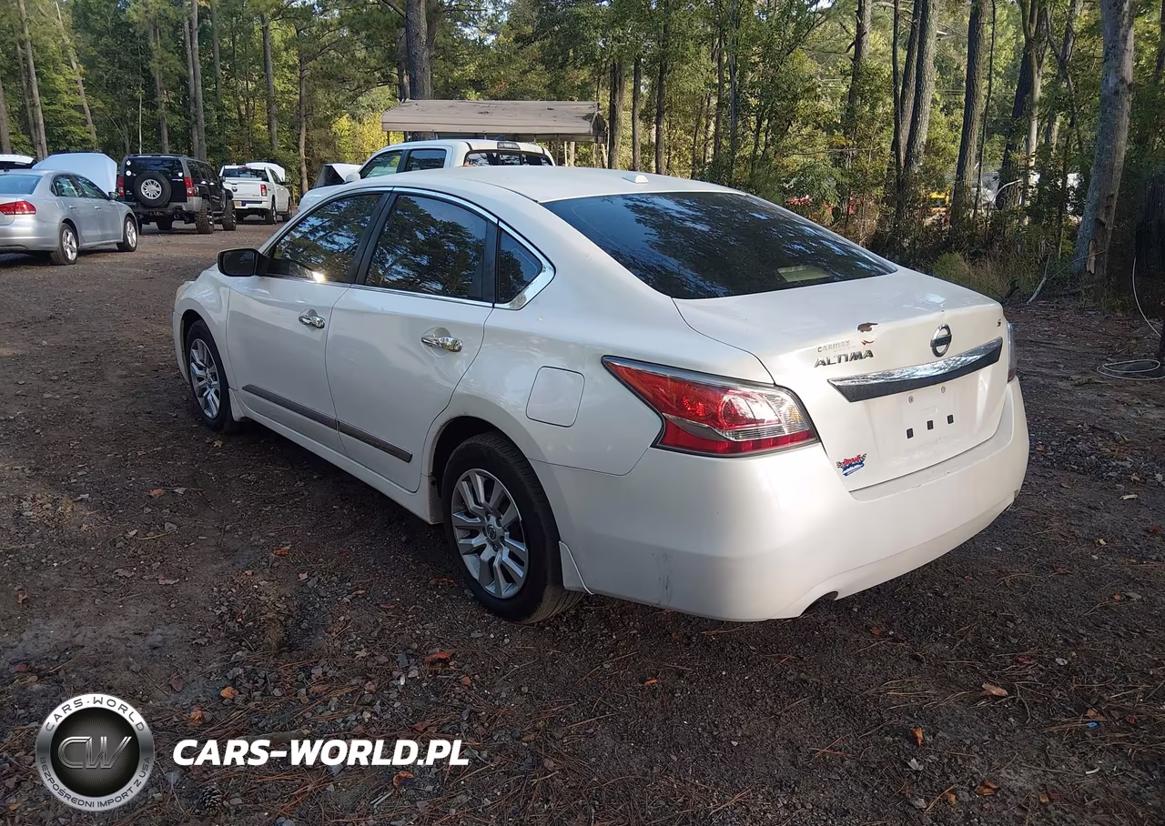 2015 Nissan Altima 2.5 S VIN:1N4AL3AP0FC122010 - 3