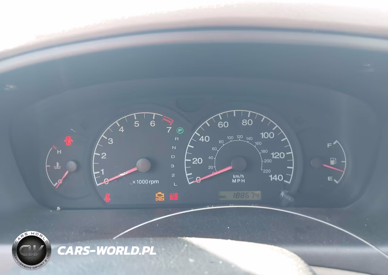 2002 Hyundai Elantra Gls VIN:KMHDN45D12U331229 - 7