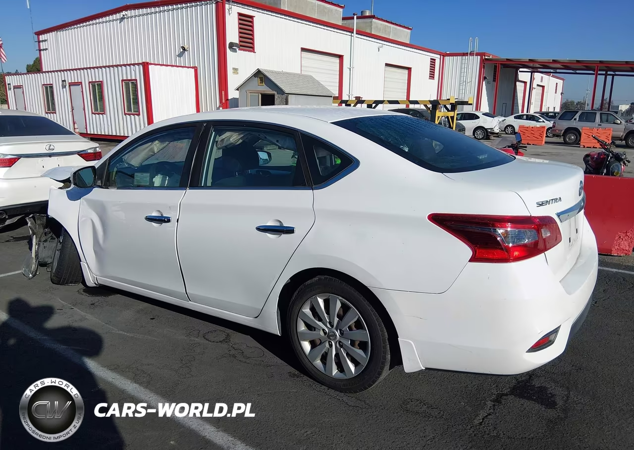 2016 Nissan Sentra S VIN:3N1AB7AP6GY298656 - 14