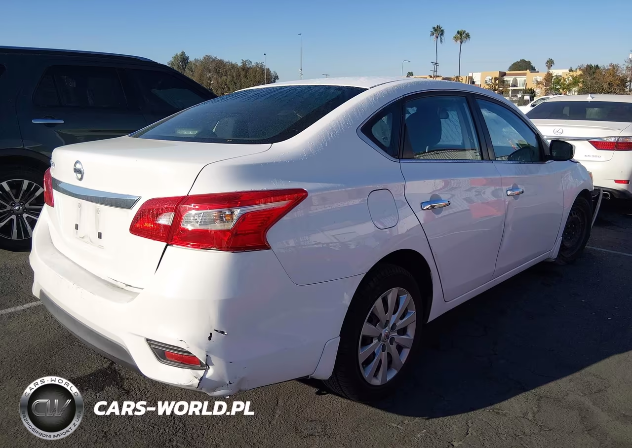 2016 Nissan Sentra S VIN:3N1AB7AP6GY298656 - 4
