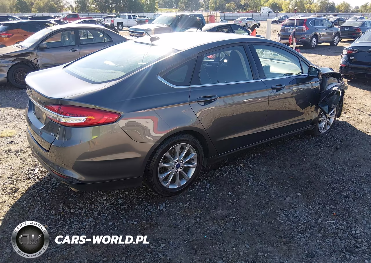 2017 Ford Fusion Se VIN:3FA6P0H72HR235623 - 4