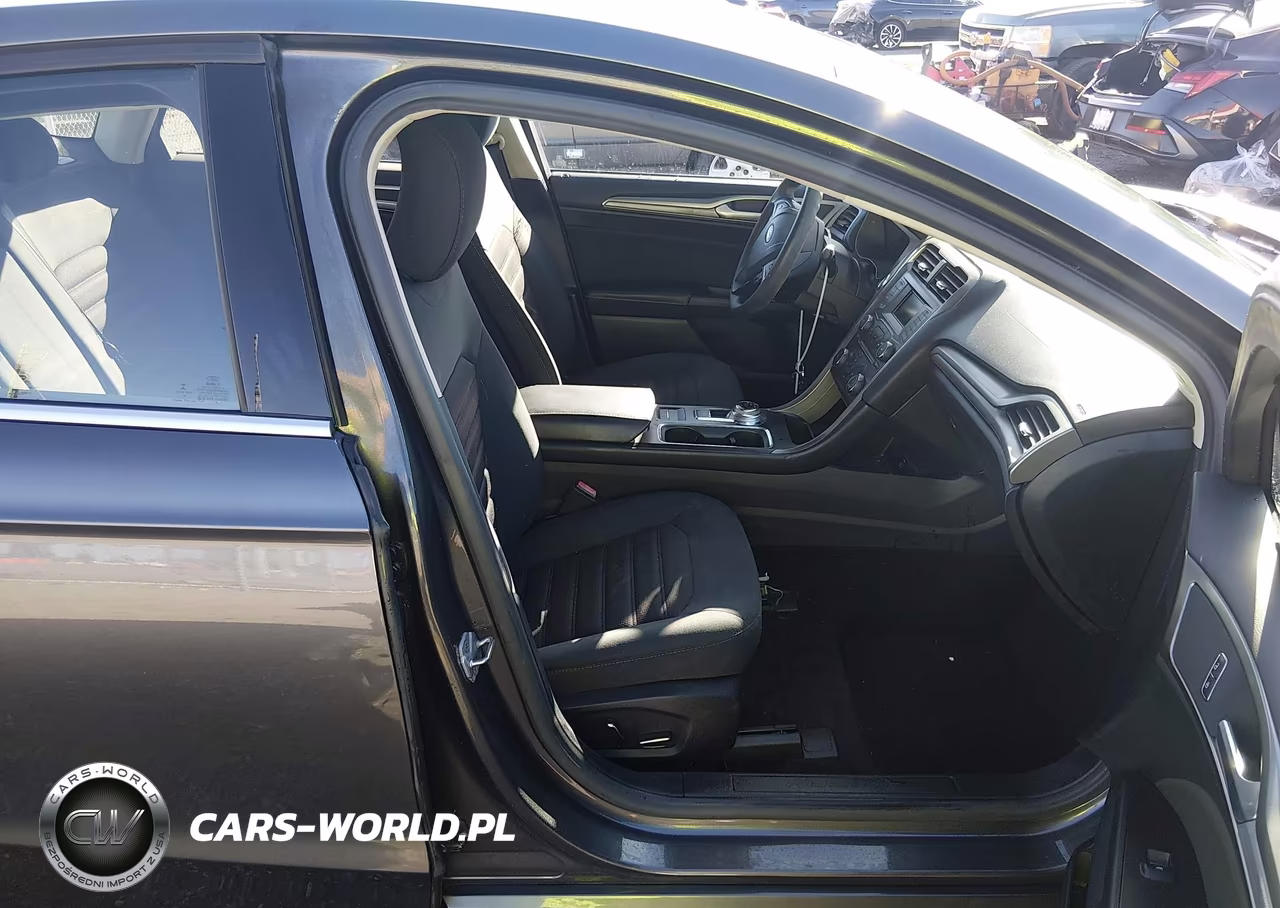 2017 Ford Fusion Se VIN:3FA6P0H72HR235623 - 5