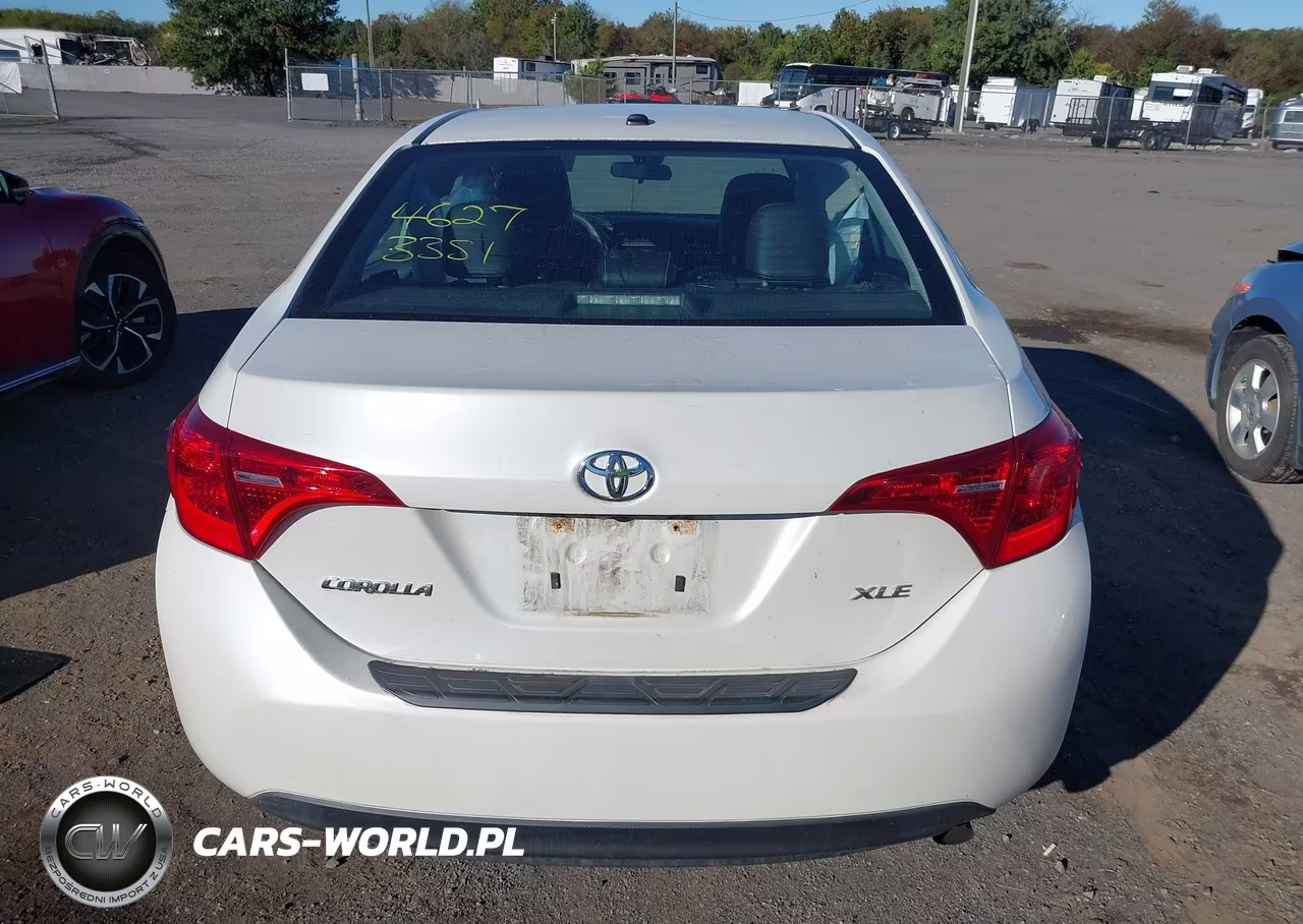 2017 Toyota Corolla Xle VIN:5YFBURHE5HP685440 - 17