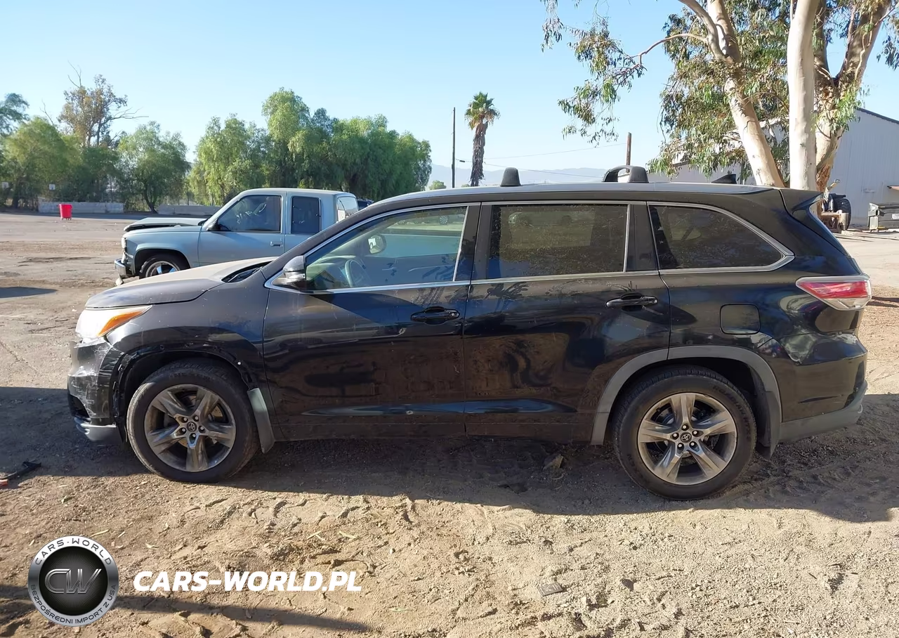 2016 Toyota Highlander Limited Platinum V6 VIN:5TDDKRFH5GS332858 - 14