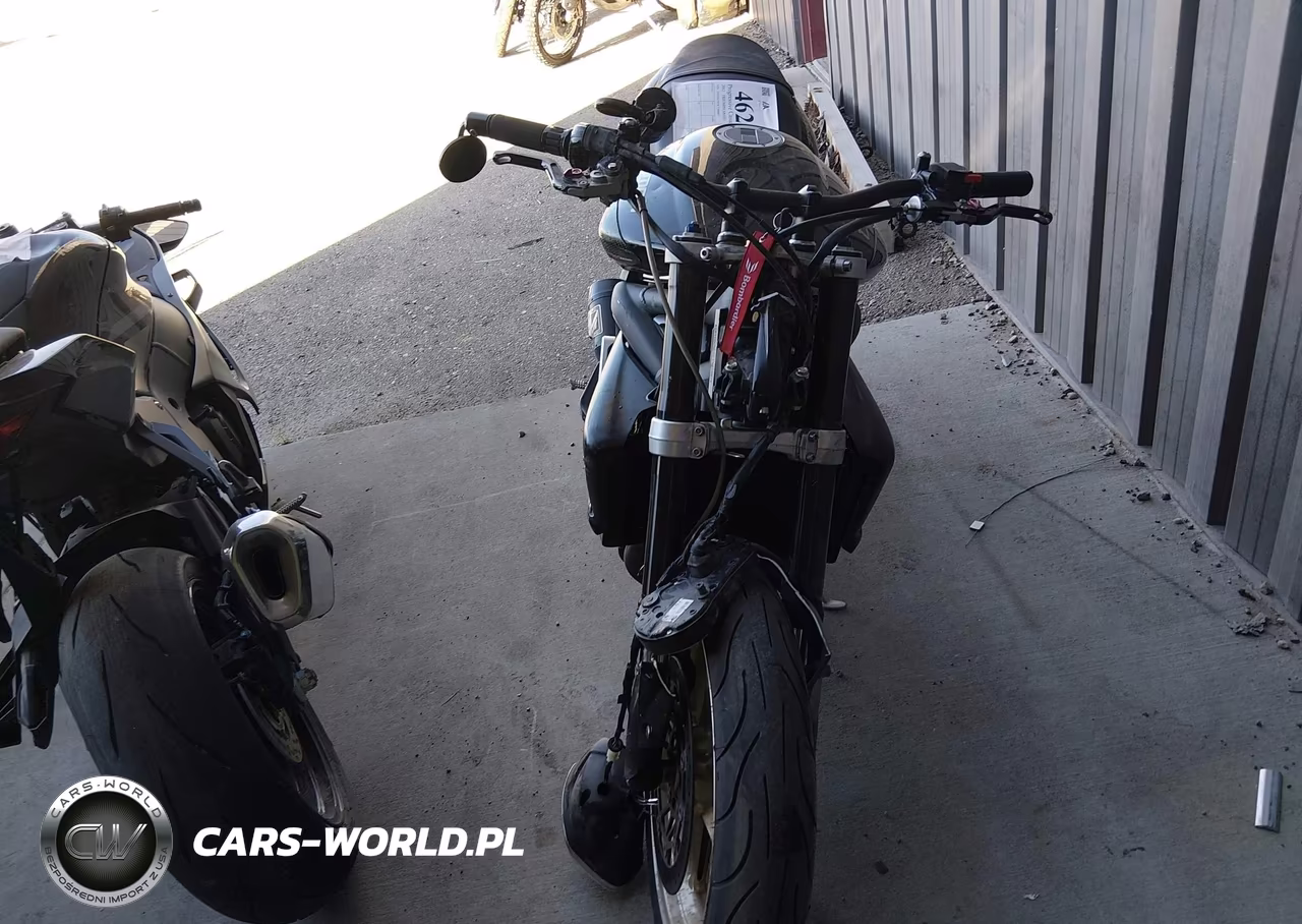 2012 Triumph Motorcycle Street Triple R VIN:SMTD02NE4CT506887 - 5