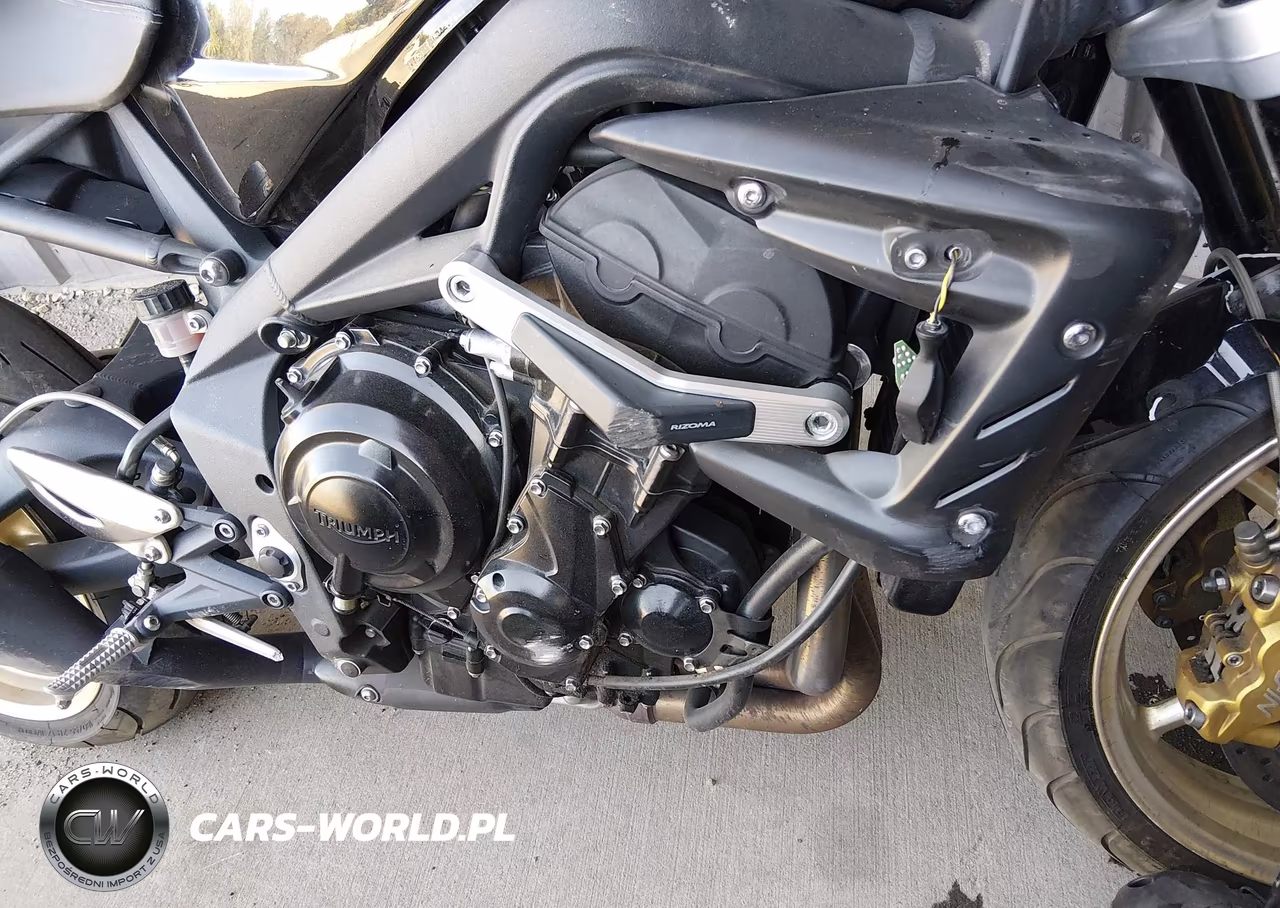 2012 Triumph Motorcycle Street Triple R VIN:SMTD02NE4CT506887 - 8