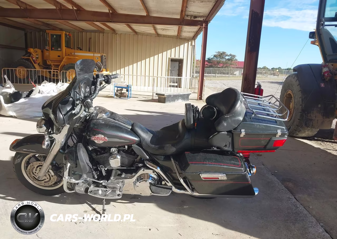 2007 Harley-Davidson Flhtcui VIN:1HD1FC41X7Y725137 - 12