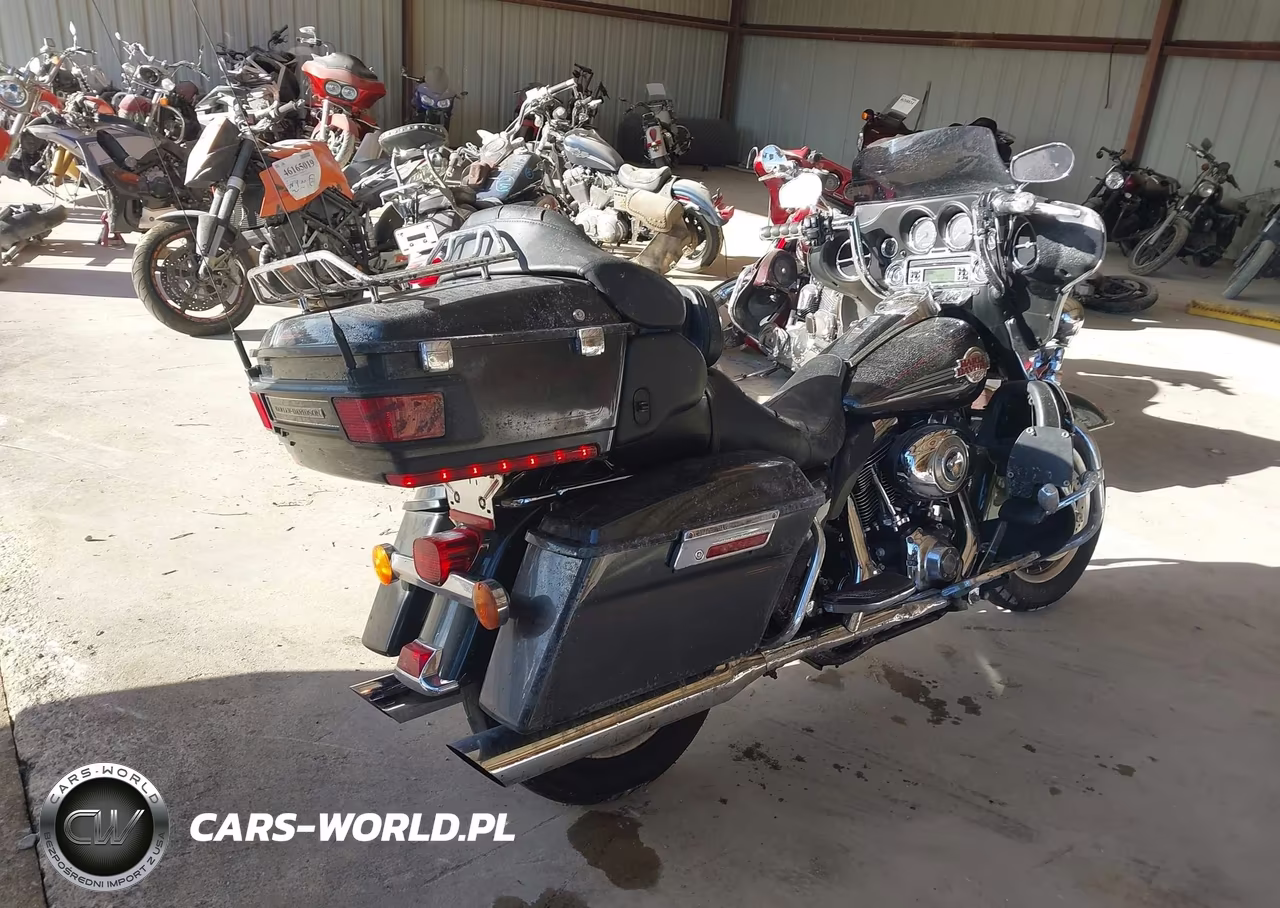 2007 Harley-Davidson Flhtcui VIN:1HD1FC41X7Y725137 - 4
