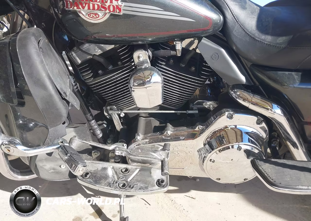 2007 Harley-Davidson Flhtcui VIN:1HD1FC41X7Y725137 - 9
