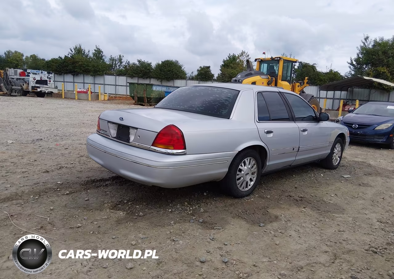 2003 Ford Crown Victoria Lx VIN:2FAFP74W23X141029 - 4