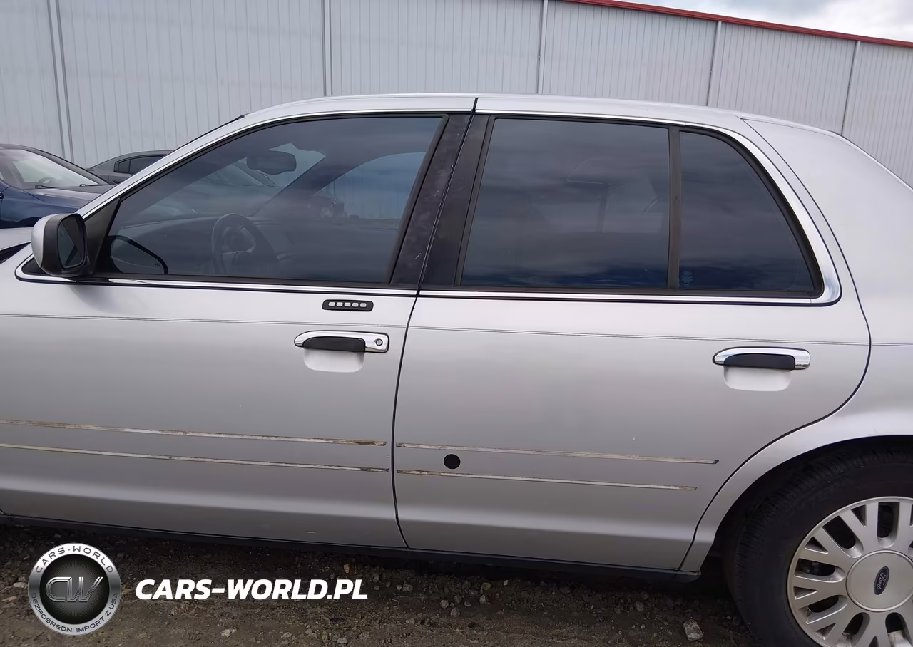 2003 Ford Crown Victoria Lx VIN:2FAFP74W23X141029 - 6