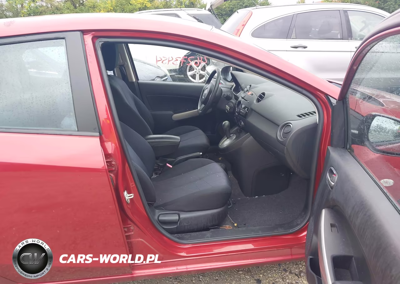 2014 Mazda Mazda2 Sport VIN:JM1DE1KY1E0171794 - 5