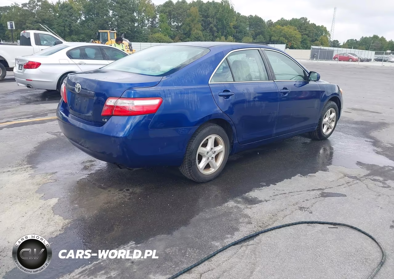 2007 Toyota Camry Le VIN:JTNBE46K073110657 - 4