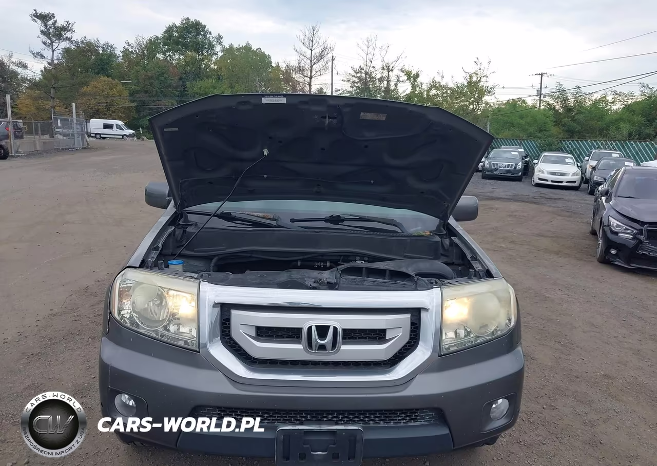2011 Honda Pilot Touring VIN:5FNYF3H95BB013126 - 10