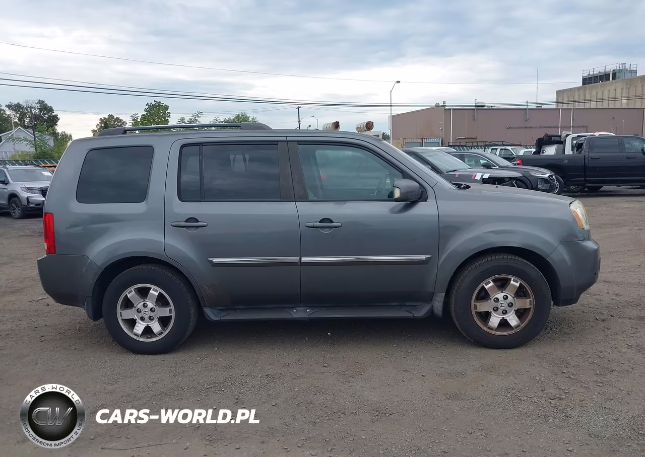 2011 Honda Pilot Touring VIN:5FNYF3H95BB013126 - 13