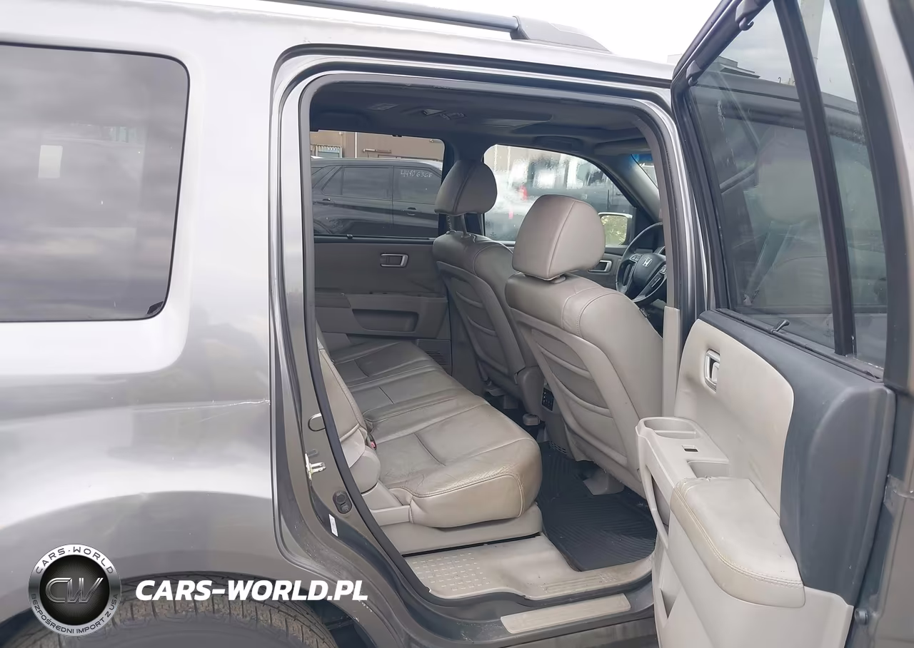 2011 Honda Pilot Touring VIN:5FNYF3H95BB013126 - 8