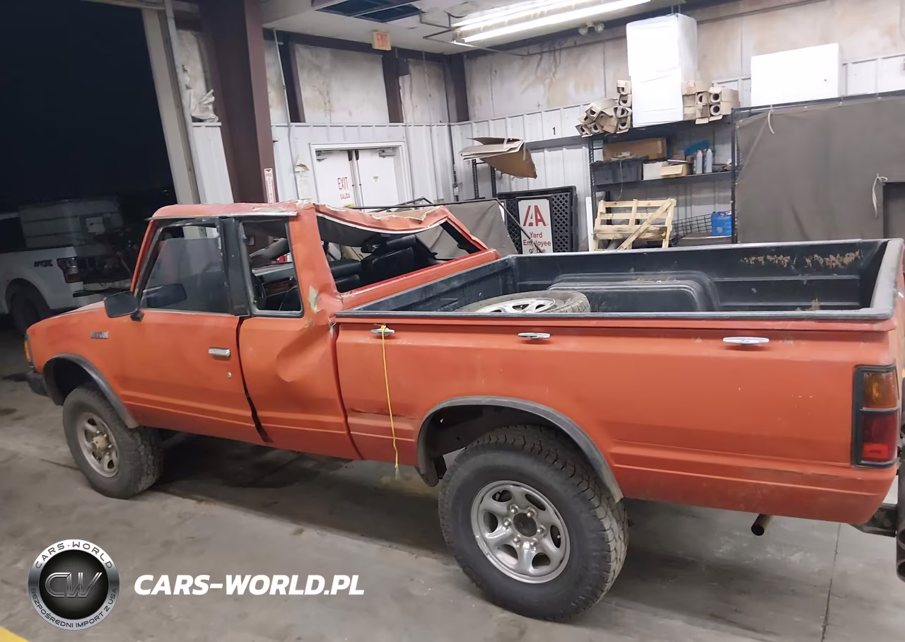 1984 Datsun 720 King Cab 4X4 VIN:JN6ND06Y2EW017682 - 6