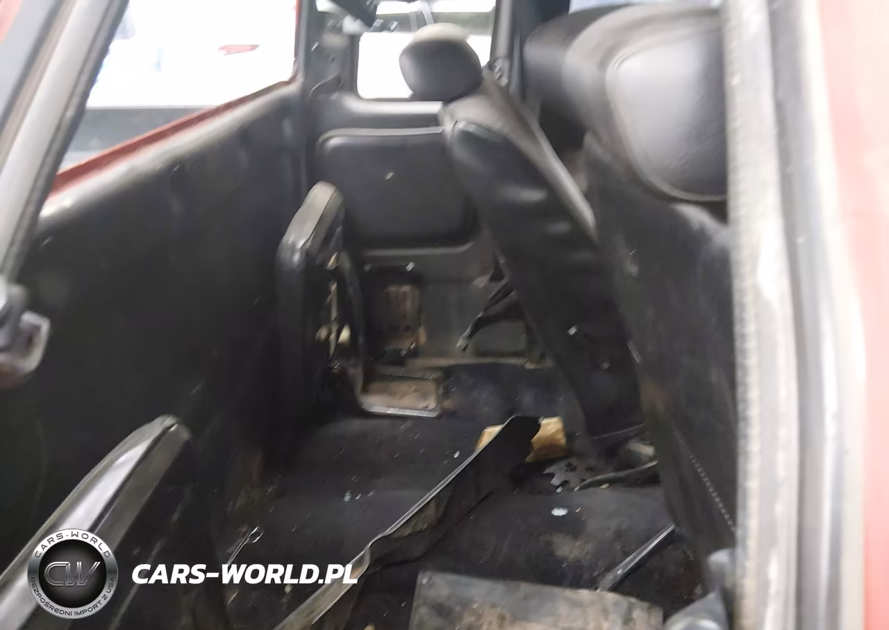 1984 Datsun 720 King Cab 4X4 VIN:JN6ND06Y2EW017682 - 8