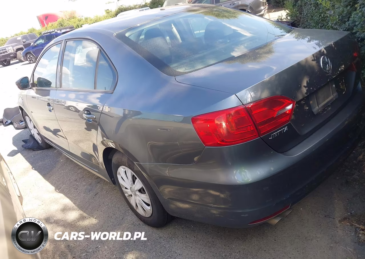 2013 Volkswagen Jetta 2.0L S VIN:3VW2K7AJ8DM202295 - 3